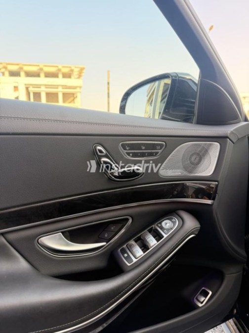 مرسيدس S 450 2020 أسود أوتوماتيك مستعملة للبيع في القاهرة - 7
