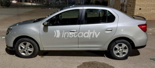 Renault Logan 2016 Gray Automatic Used for Sale in Hadayek October - 3
