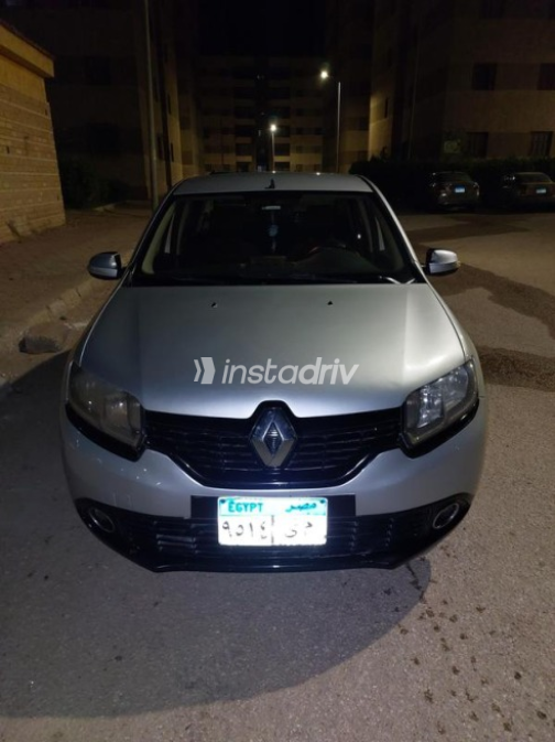 Renault Logan 2016 Gray Automatic Used for Sale in Hadayek October - 6