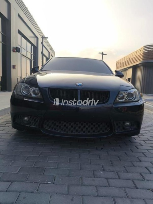 بي ام دبليو 320 2008 أسود أوتوماتيك مستعملة للبيع في 6 أكتوبر - 1