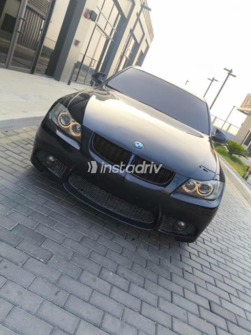 بي ام دبليو 320 2008 أسود أوتوماتيك مستعملة للبيع في 6 أكتوبر - 2