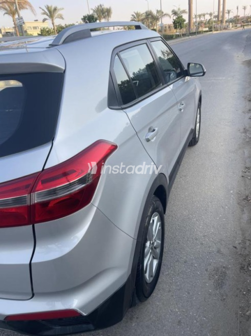 Hyundai Creta 2017 White Automatic Used for Sale in Greater Cairo ( Cairo + Giza) - 3