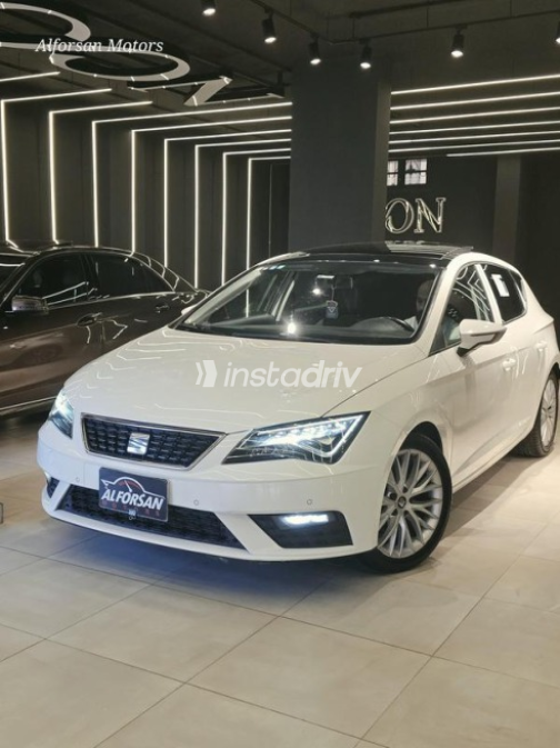 Seat Leon 2020 White Automatic Used for Sale in Damietta - 1