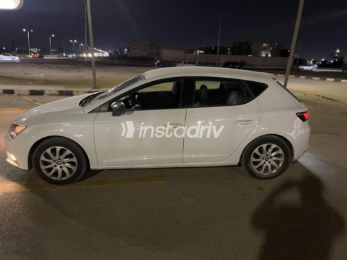 Seat Leon 2014 White Automatic Used for Sale in Suez  - 7