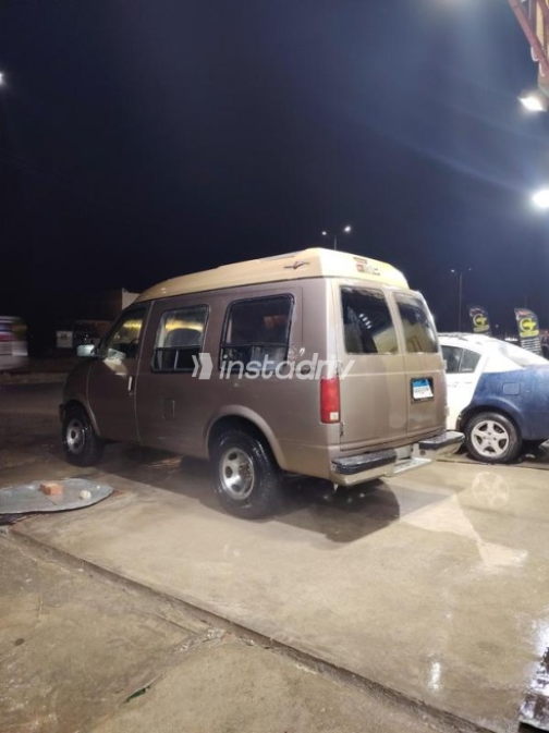 Gmc Safary 1994 Gold Automatic Used for Sale in Tanta - 7