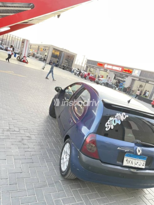 Renault Clio 2002 Dark Blue Manual Used for Sale in Greater Cairo ( Cairo + Giza) - 6