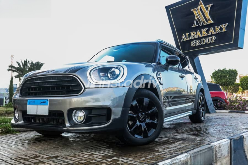 Mini Country man 2019 Gray Automatic Used for Sale in Madinaty - 1