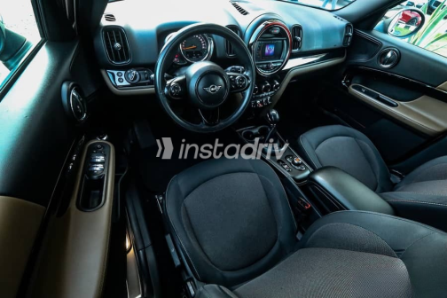 Mini Country man 2019 Gray Automatic Used for Sale in Madinaty - 8