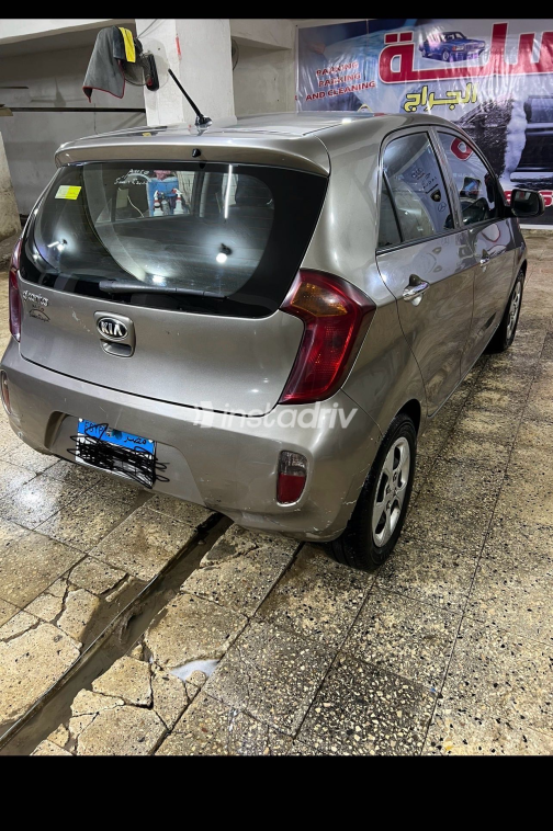 Kia Picanto 2015 Gray Automatic Used for Sale in Giza - 3