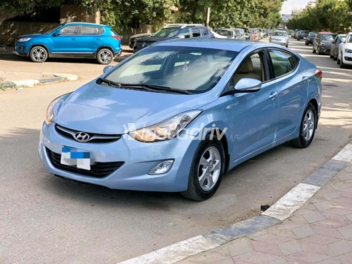 Hyundai Elantra MD 2013 Cyan Automatic Used for Sale in Cairo - 2
