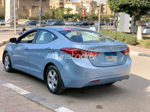 Hyundai Elantra MD 2013 Cyan Automatic Used for Sale in Cairo - 6