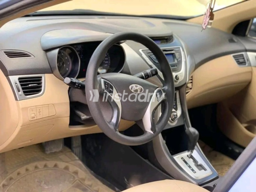 Hyundai Elantra MD 2013 Cyan Automatic Used for Sale in Cairo - 8