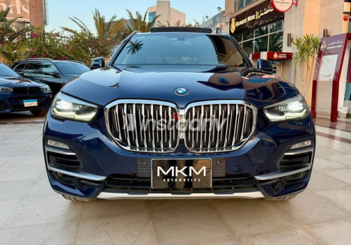 بي ام دبليو X5 2020 أزرق غامق أوتوماتيك مستعملة للبيع في القاهرة - 1