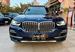 بي ام دبليو X5 2020 أزرق غامق أوتوماتيك مستعملة للبيع في القاهرة