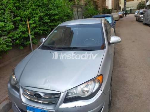 Hyundai Elantra 2022 Silver Automatic Used for Sale in Mohandessin - 1
