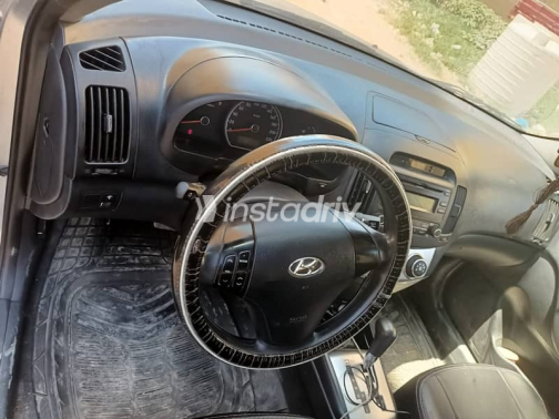 Hyundai Elantra 2022 Silver Automatic Used for Sale in Mohandessin - 4