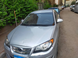 Hyundai Elantra 2022 Silver Automatic Used for Sale in Mohandessin
