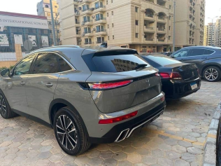 دى اس DS7 2023 رمادي أوتوماتيك مستعملة للبيع في القاهرة