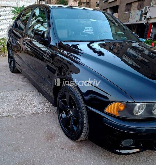 بي ام دبليو 523 2001 أسود أوتوماتيك مستعملة للبيع في مصر الجديدة - 7