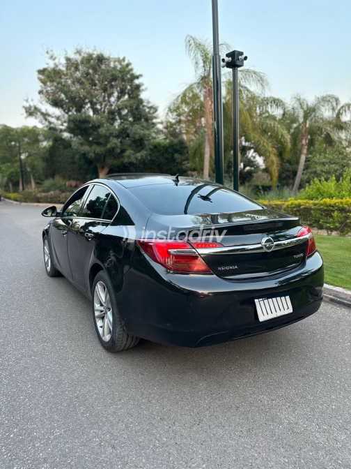 Opel Insignia 2015 Black Automatic Used for Sale in Nasr city - 7