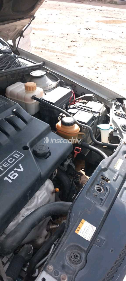 Daewoo Lacetti 2005 Silver Automatic Used for Sale in Kafr El Zayat - 2