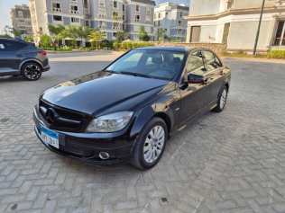 مرسيدس C 250 2010 أسود أوتوماتيك مستعملة للبيع في القاهرة