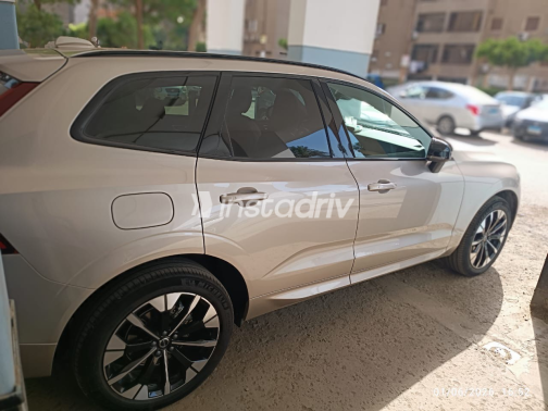 Volvo XC60 2026 Beige Automatic Used for Sale in Cairo - 6