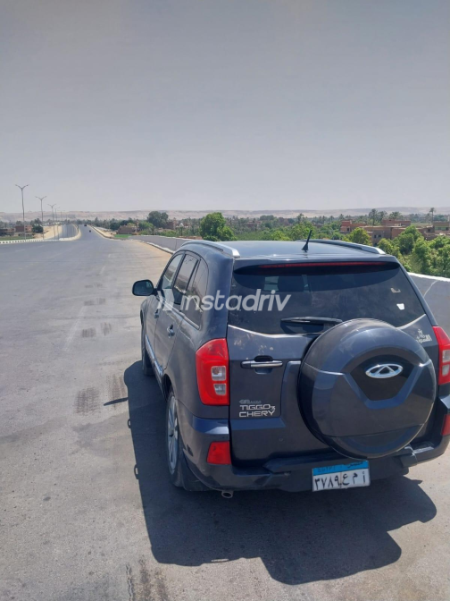 Chery Tiggo 3 2020 Dark Gray Automatic Used for Sale in Asyut - 3