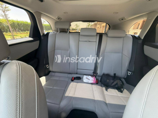 Land Rover Velar 2025 Gray Automatic Used for Sale in Giza - 6