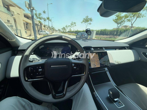 Land Rover Velar 2025 Gray Automatic Used for Sale in Giza - 7