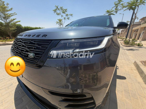 Land Rover Velar 2025 Gray Automatic Used for Sale in Giza - 10