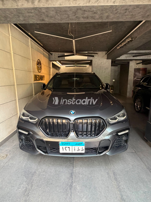 بي ام دبليو X6 2021 رمادي أوتوماتيك مستعملة للبيع في مدينة نصر - 1