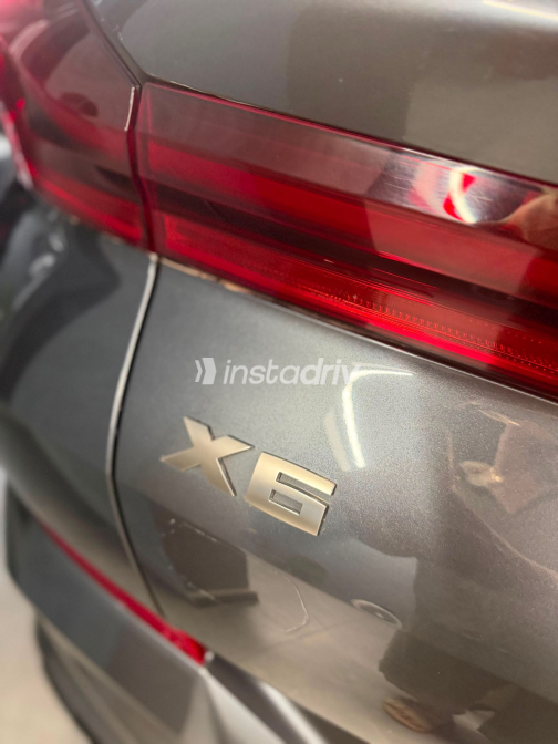 بي ام دبليو X6 2021 رمادي أوتوماتيك مستعملة للبيع في مدينة نصر - 9