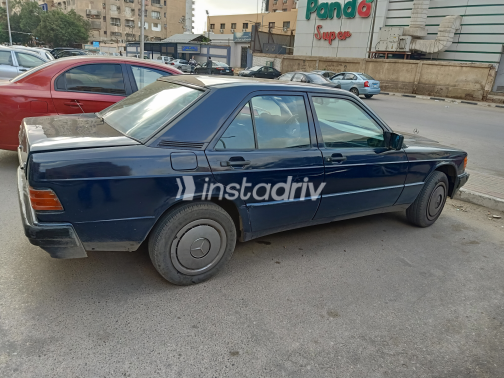 مرسيدس 190 1993 أبيض يدوي مستعملة للبيع في مدينة نصر - 4