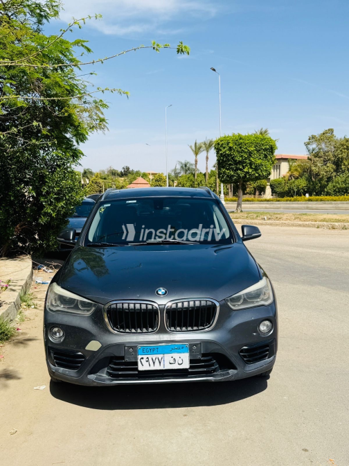 BMW X1 2017 Gray Automatic Used for Sale in Giza - 5
