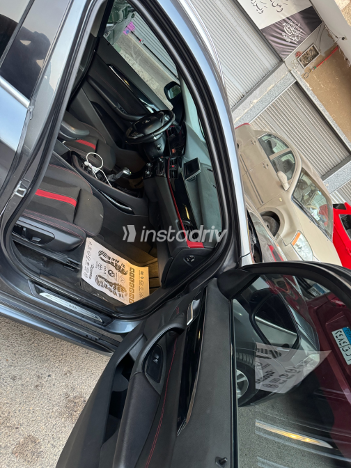 BMW X1 2017 Gray Automatic Used for Sale in Giza - 7