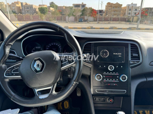 رينو ميجان 2018 أبيض أوتوماتيك مستعملة للبيع في الجيزة - 10