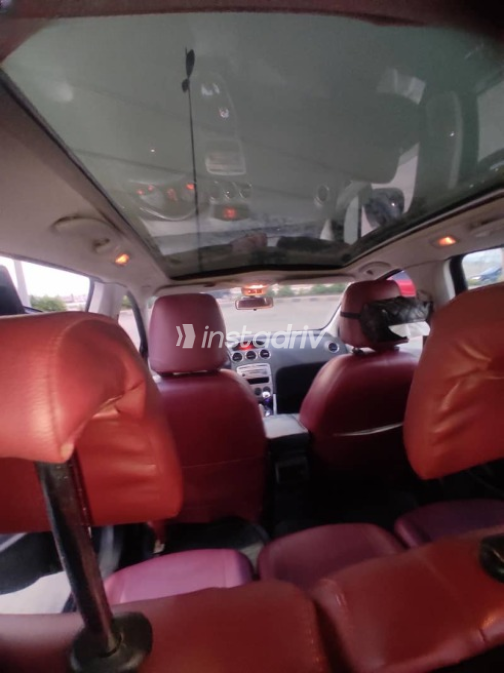 Peugeot 308 sw 2011 Black Automatic Used for Sale in Greater Cairo ( Cairo + Giza) - 3