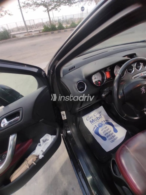 Peugeot 308 sw 2011 Black Automatic Used for Sale in Greater Cairo ( Cairo + Giza) - 5