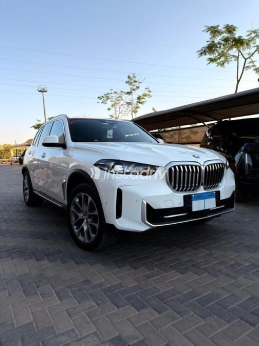 BMW X5 2025 White Automatic Used for Sale in Cairo - 2