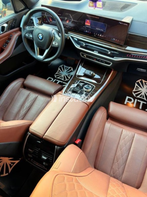 BMW X5 2025 White Automatic Used for Sale in Cairo - 9