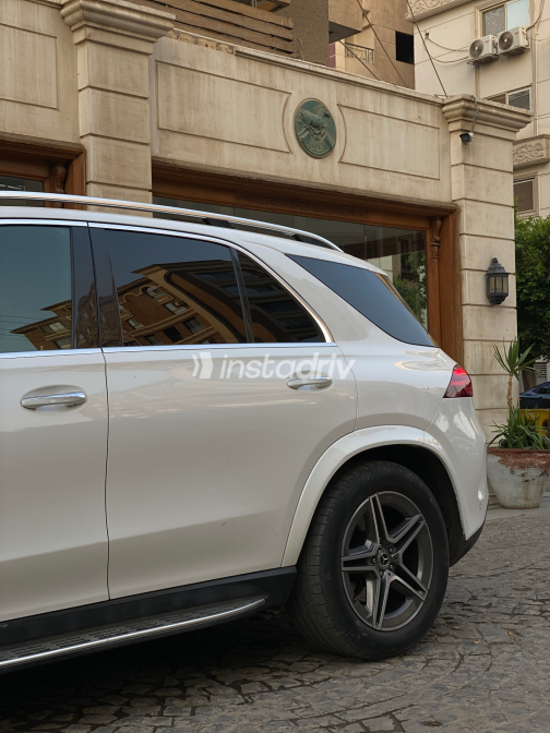 Mercedes GLE 450 2025 White Automatic Used for Sale in Heliopolis - 5