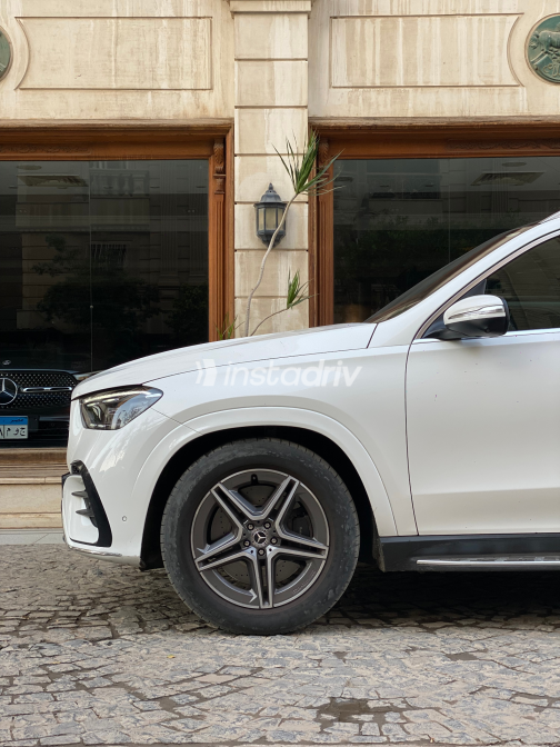 Mercedes GLE 450 2025 White Automatic Used for Sale in Heliopolis - 8