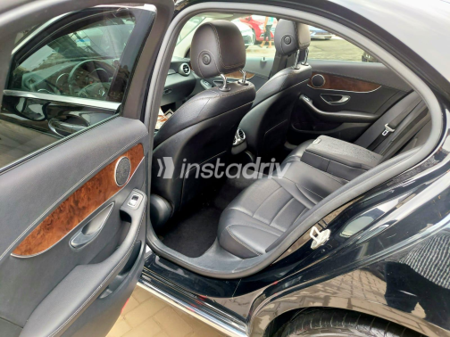 Mercedes C 180 2016 Black Automatic Used for Sale in Nasr city - 4