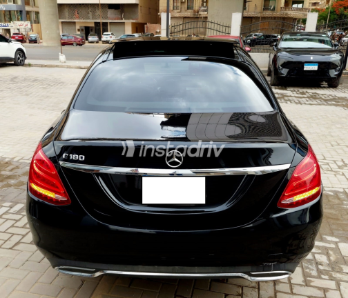 Mercedes C 180 2016 Black Automatic Used for Sale in Nasr city - 7