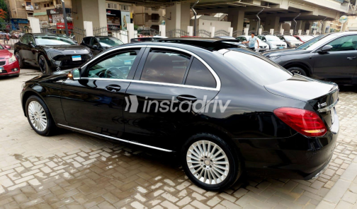 Mercedes C 180 2016 Black Automatic Used for Sale in Nasr city - 9