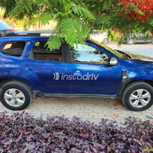 Renault Duster 2010 Blue Automatic Used for Sale in Giza - 9