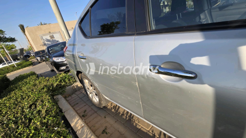 Nissan Sunny 2024 Silver Automatic Used for Sale in Cairo - 4