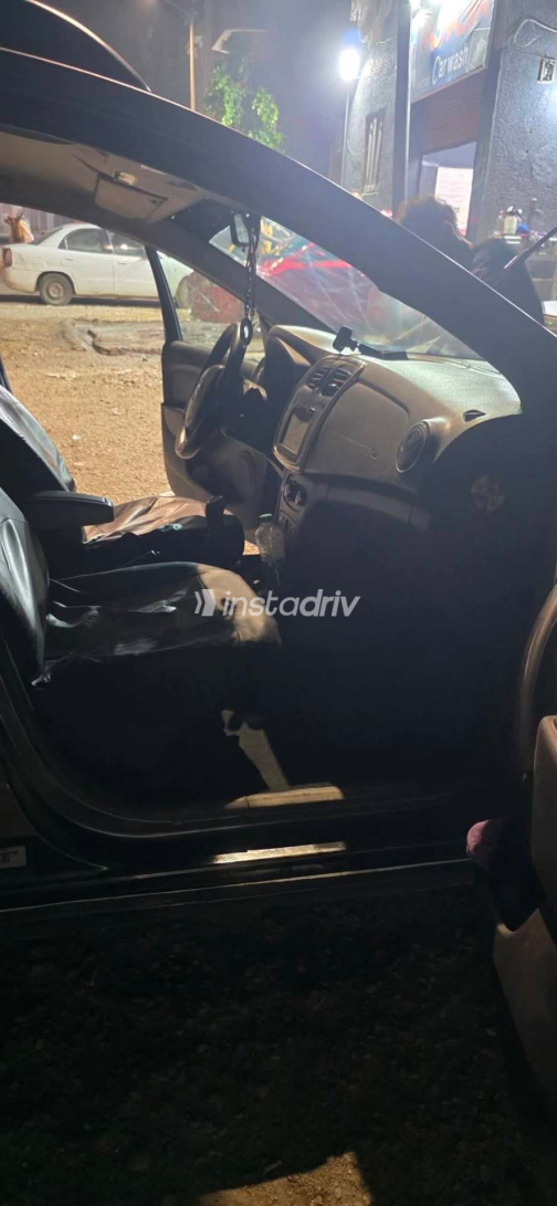 Renault Sandero Step Way 2015 Black Manual Used for Sale in Asyut - 2