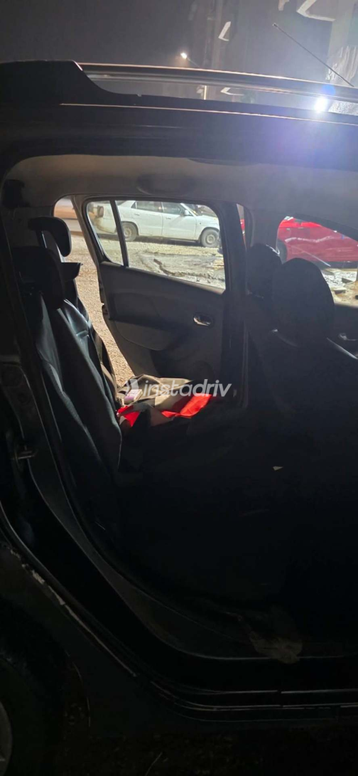 Renault Sandero Step Way 2015 Black Manual Used for Sale in Asyut - 3